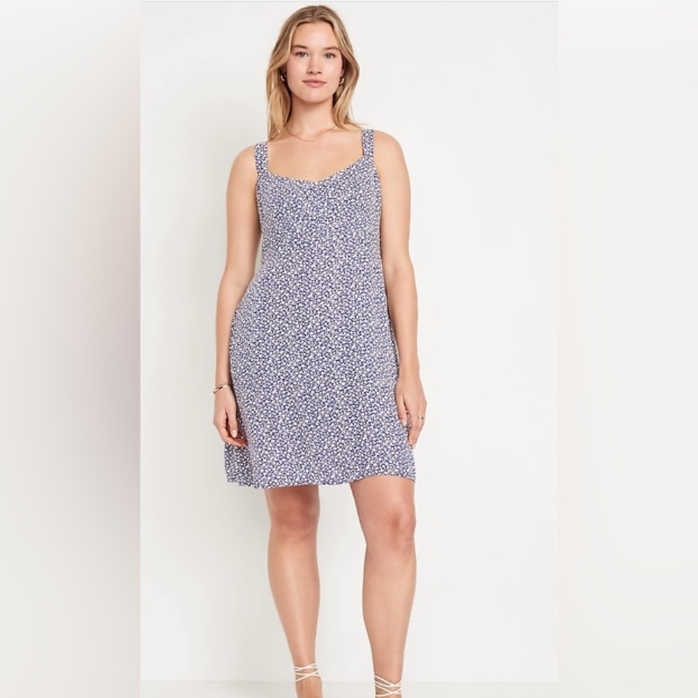 Fit & Flare Crepe Mini Dress - Old Navy - Navy/Floral Pattern